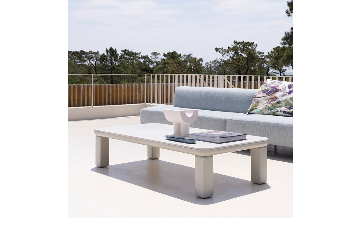 Outdoor Coffee Table 04657