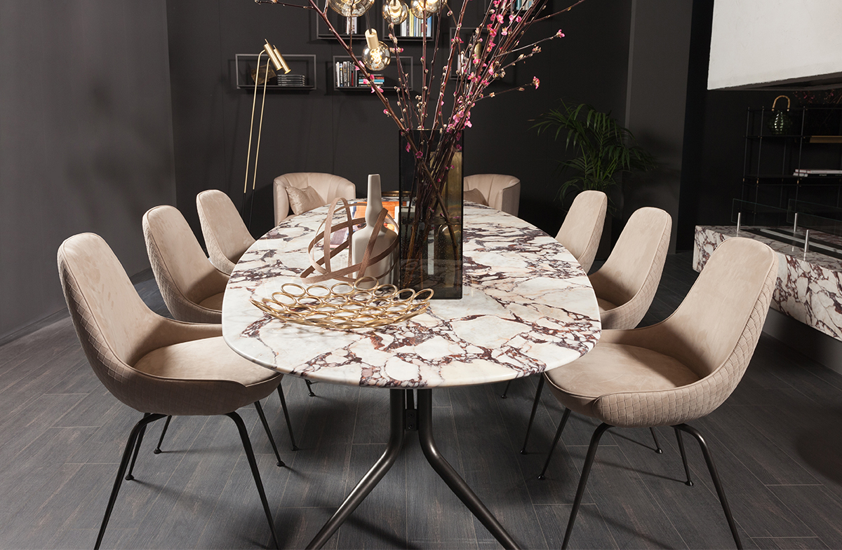 Dining Table 05356