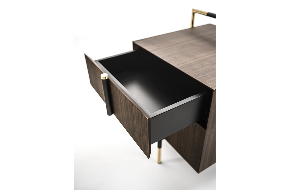 Nightstand 02308