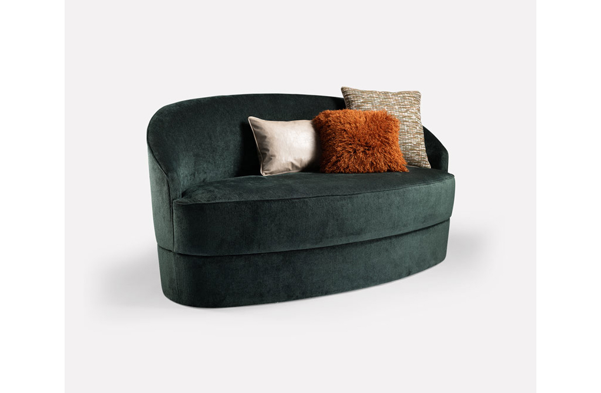 Loveseat 02419