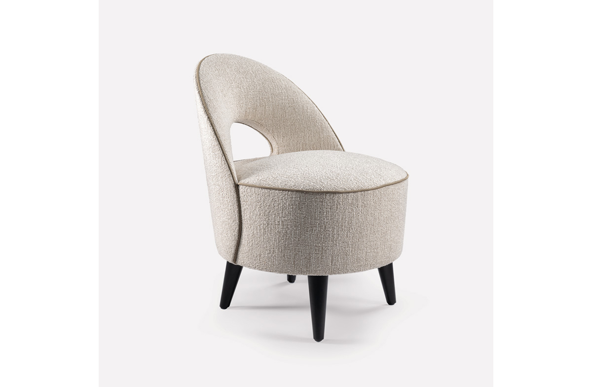 Armchair 02439