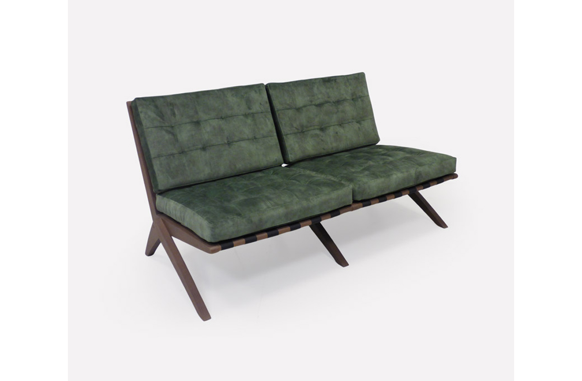 Loveseat 02440