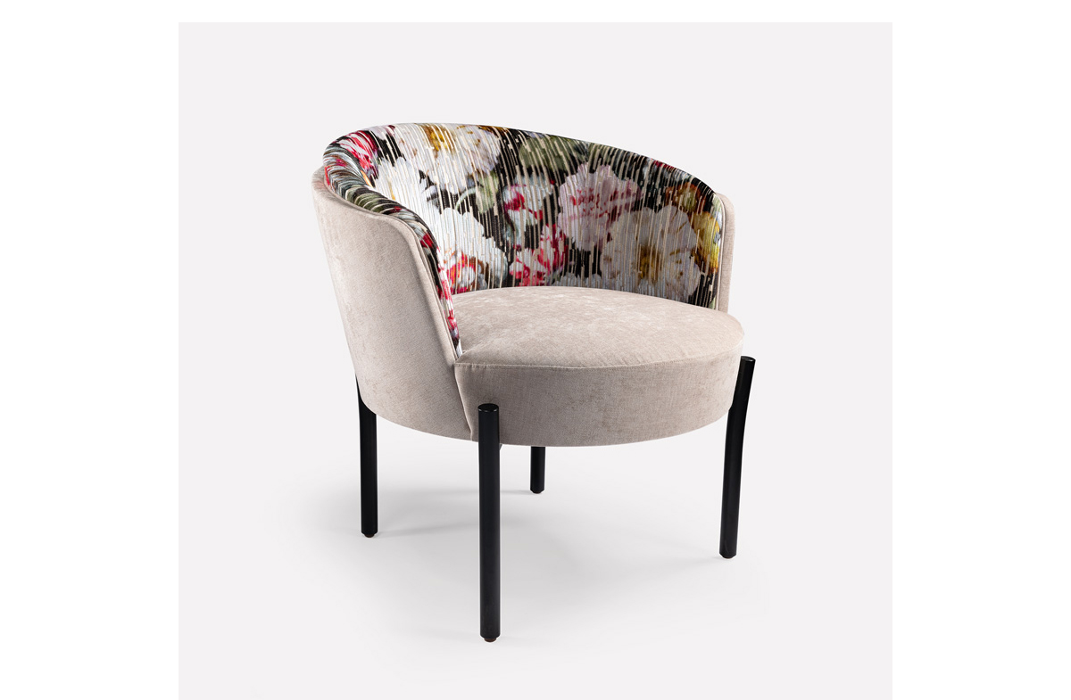 Armchair 02443