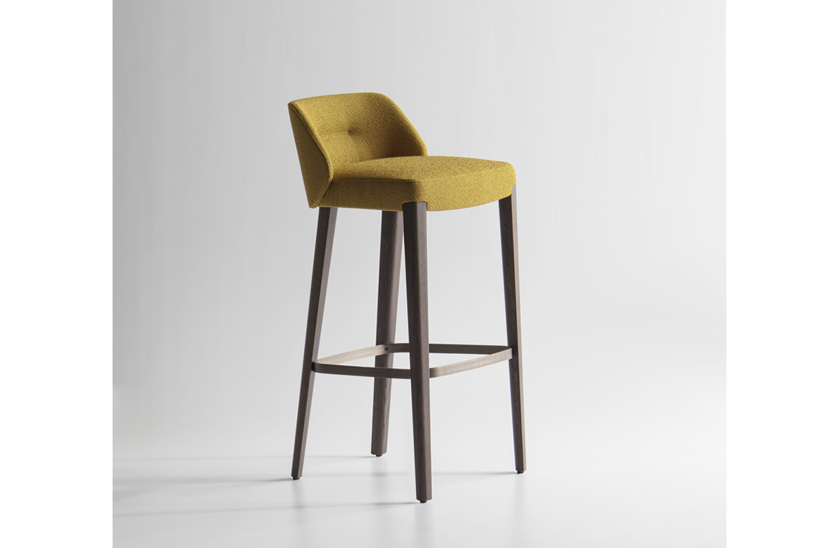 Stool 04591