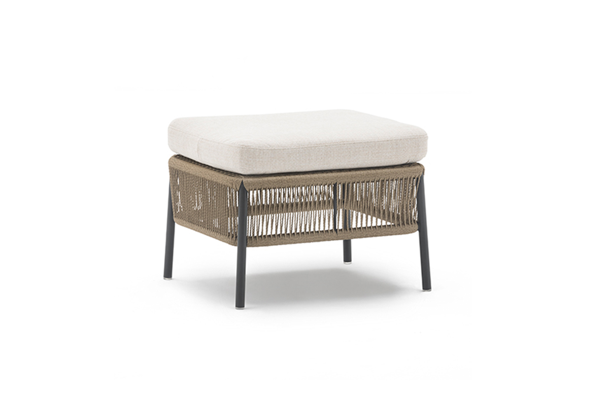 Outdoor Ottoman 04643