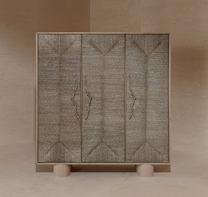 Cabinet 04876