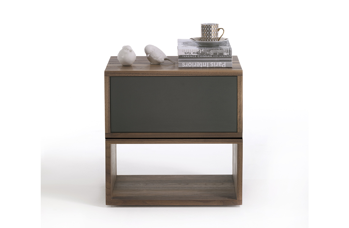 Nightstand 06525