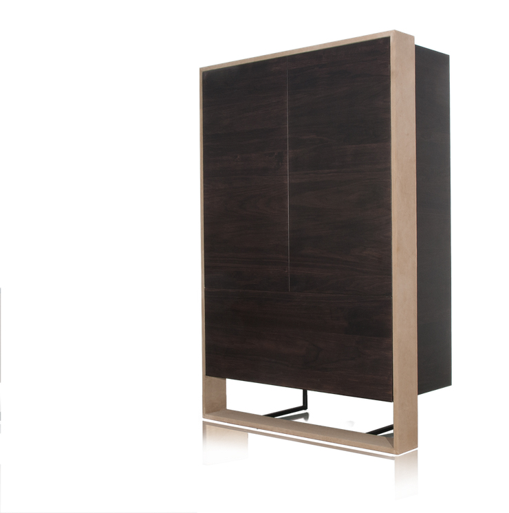 Cabinet 08272