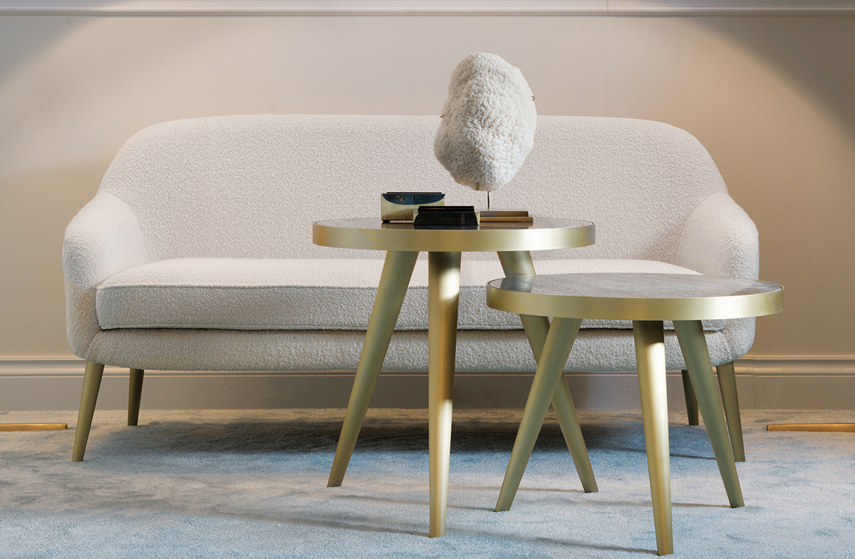 Loveseat 09158