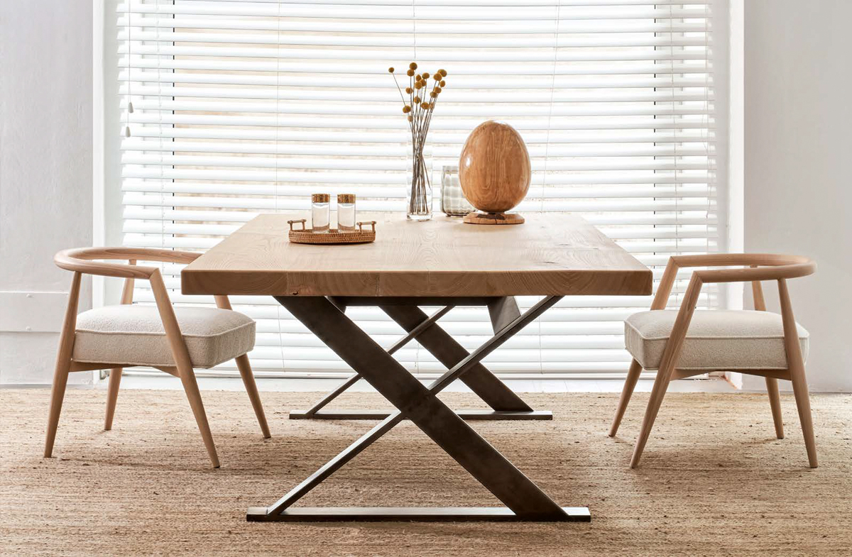 Dining Table 09185