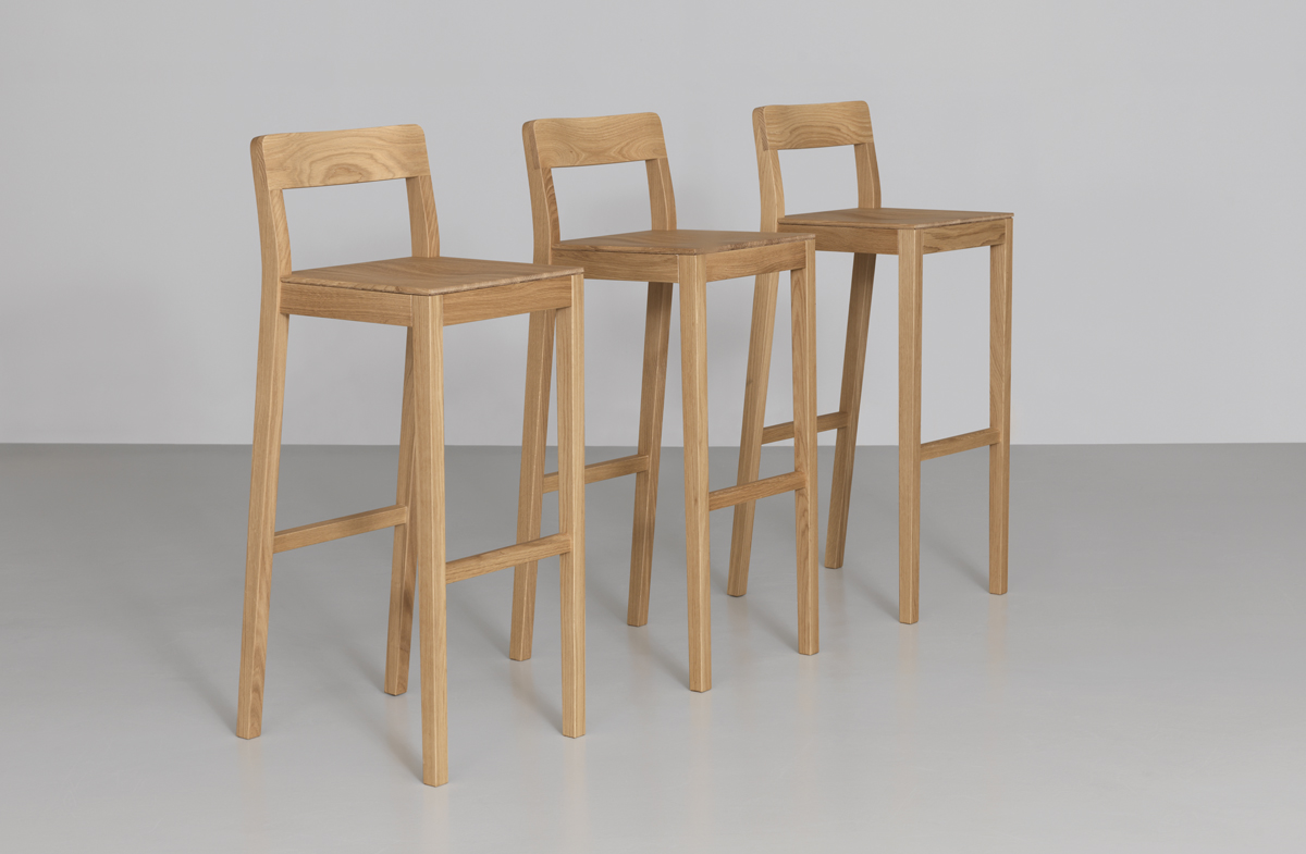 Barstool 09293
