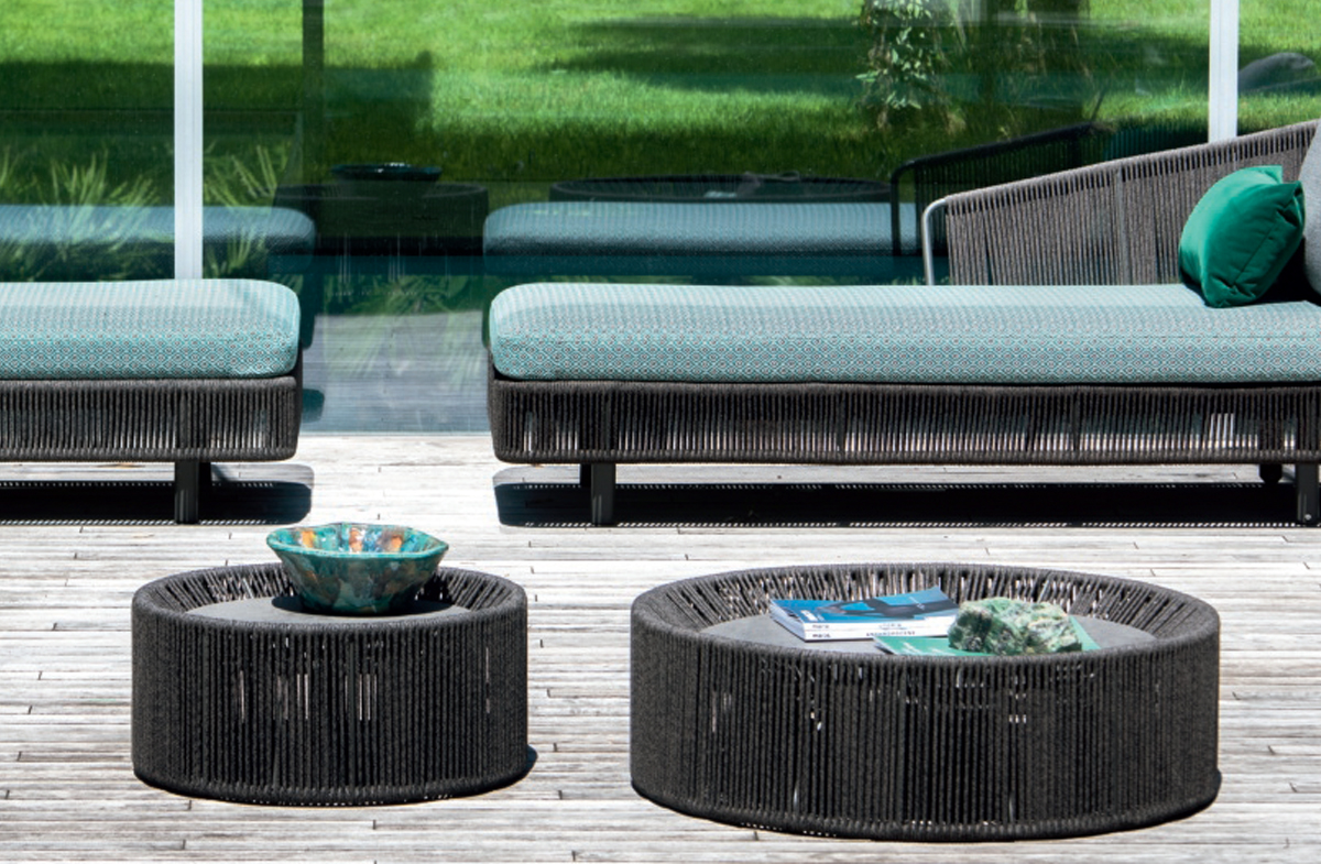 Outdoor Coffee Table 09573