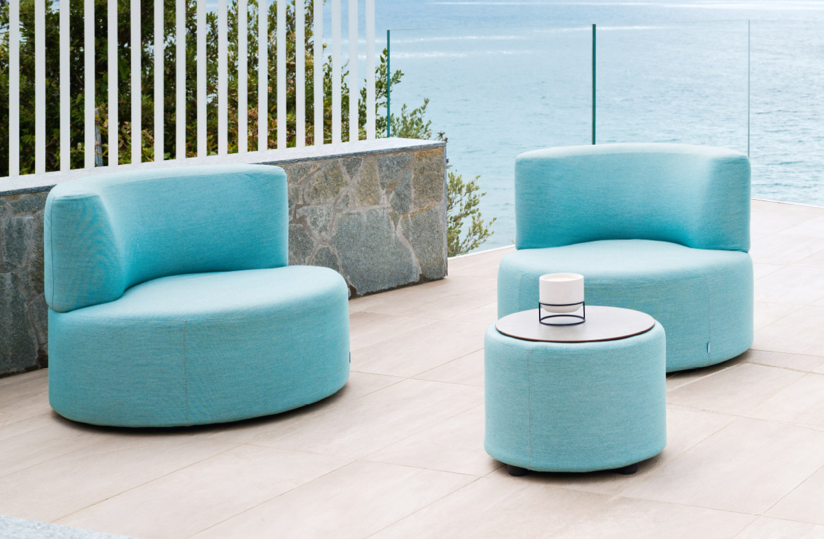 Outdoor Ottoman 09585