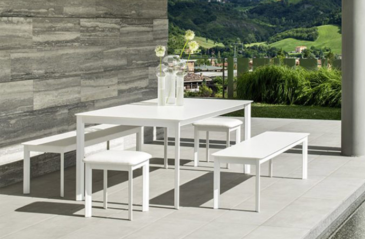 Outdoor Dining Table 09598