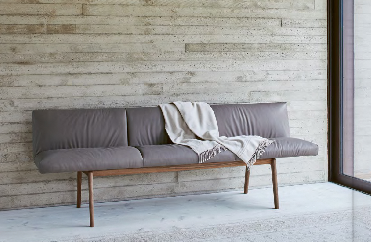 Bench 13666