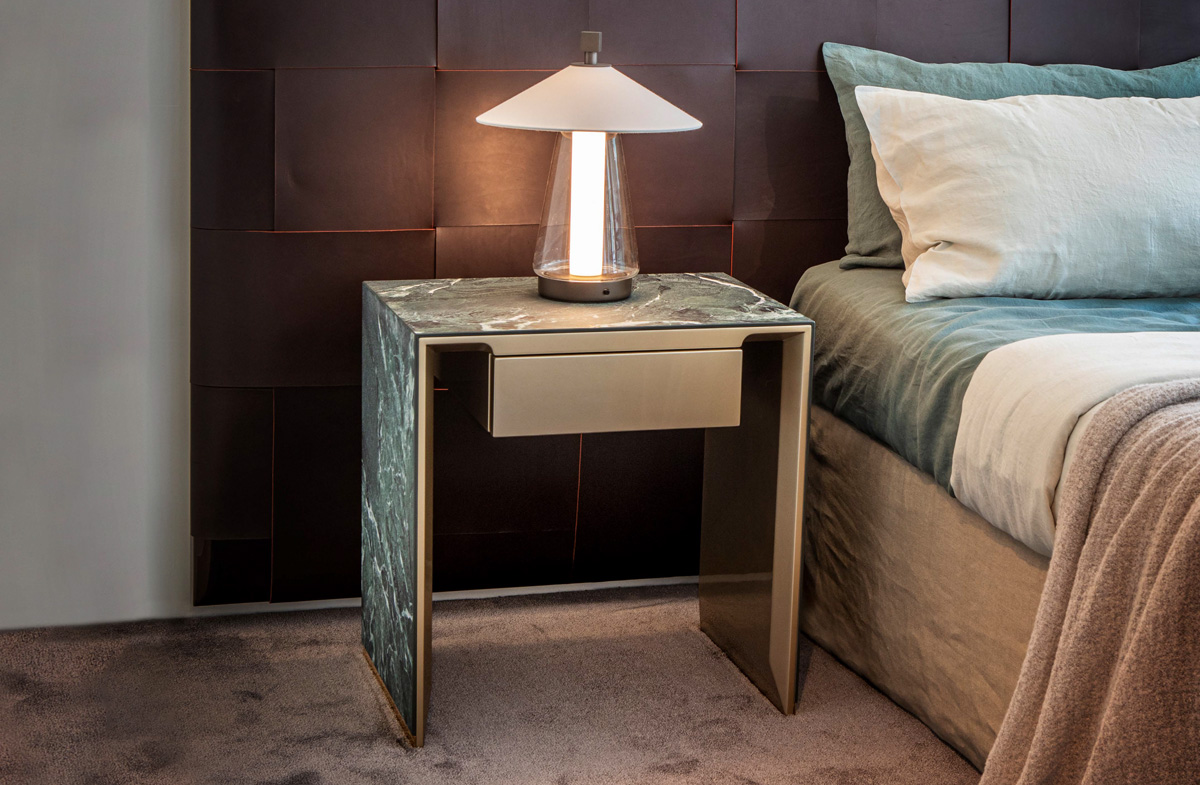 Nightstand 15907