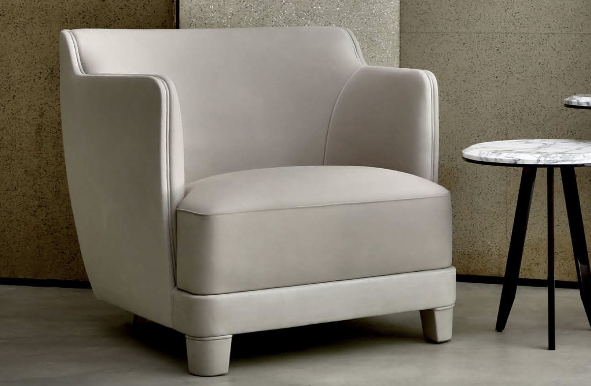 Armchair 15926