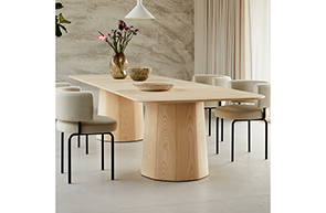 Conference Table 13902